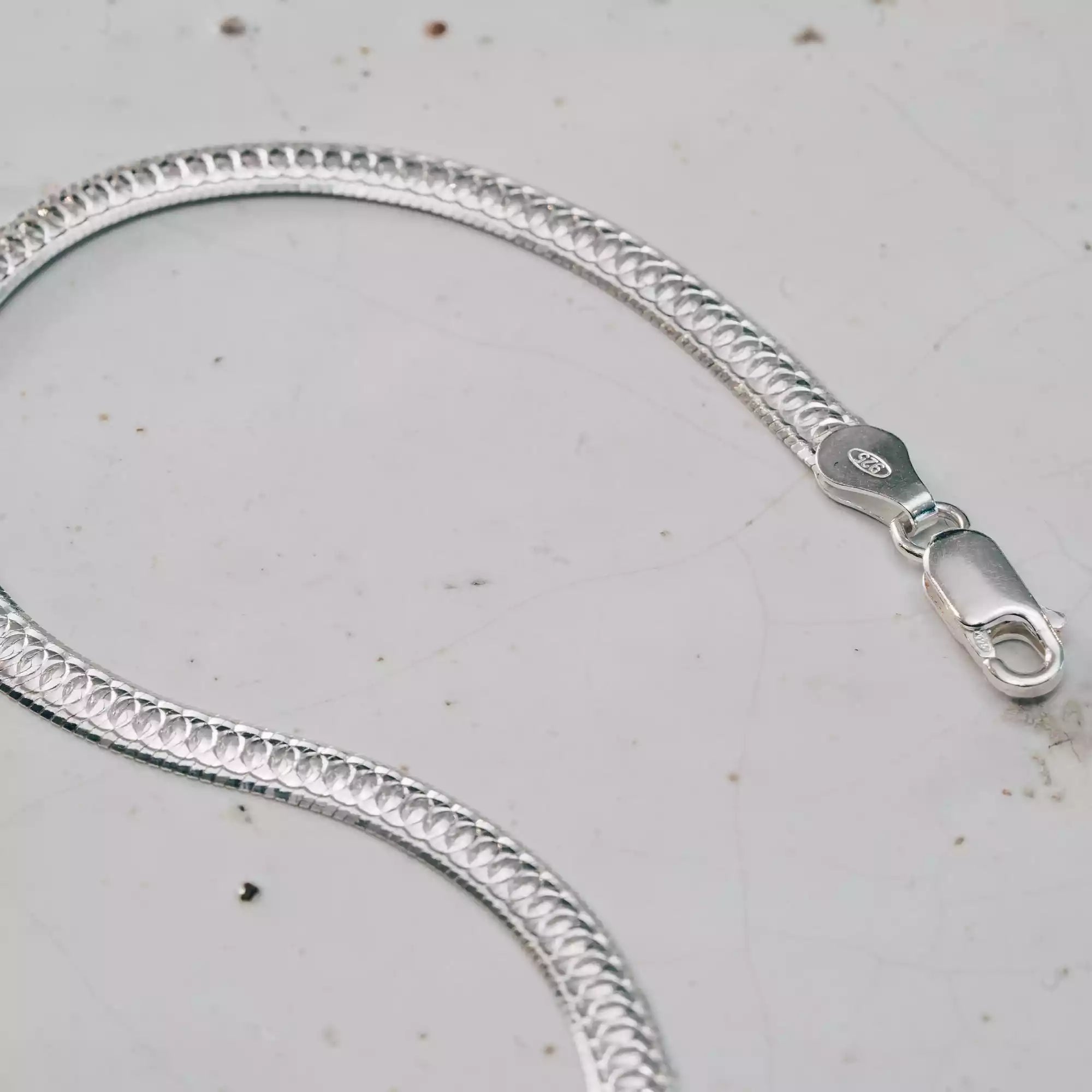 18k thick Cobra chain necklace 18